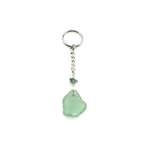 measures 4 inches from the top of the keyring
