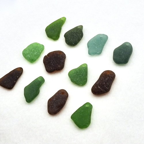 Beach Glass Necklace Pendants, Large Drilled Real Sea Glass Charms for Jewelry Making, Sun Catcher Craft Beads 