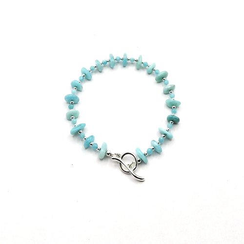 curved style silver toggle clasp