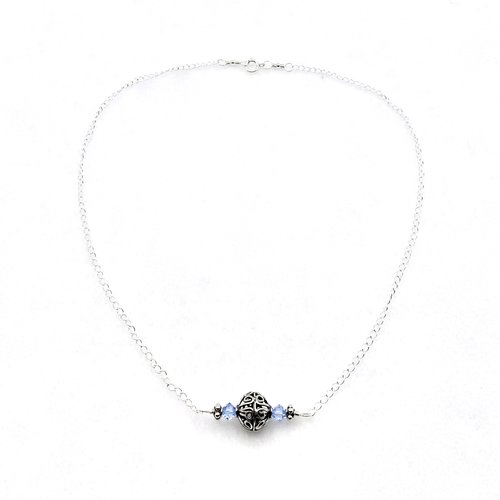 minimalist necklace