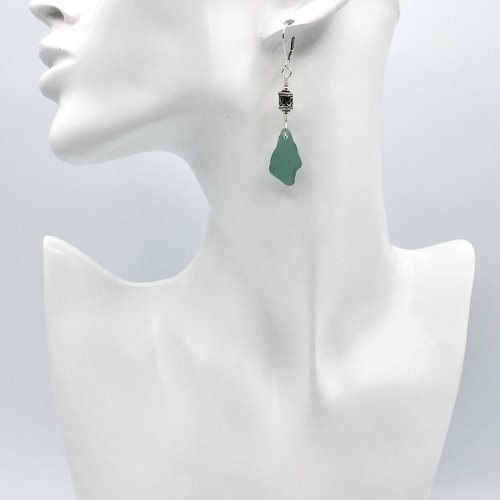 silver dangle Bali accents